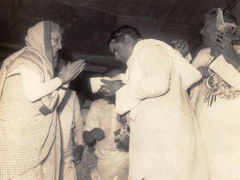Dr.SCM with with Smt.Indiara Gandhi-01